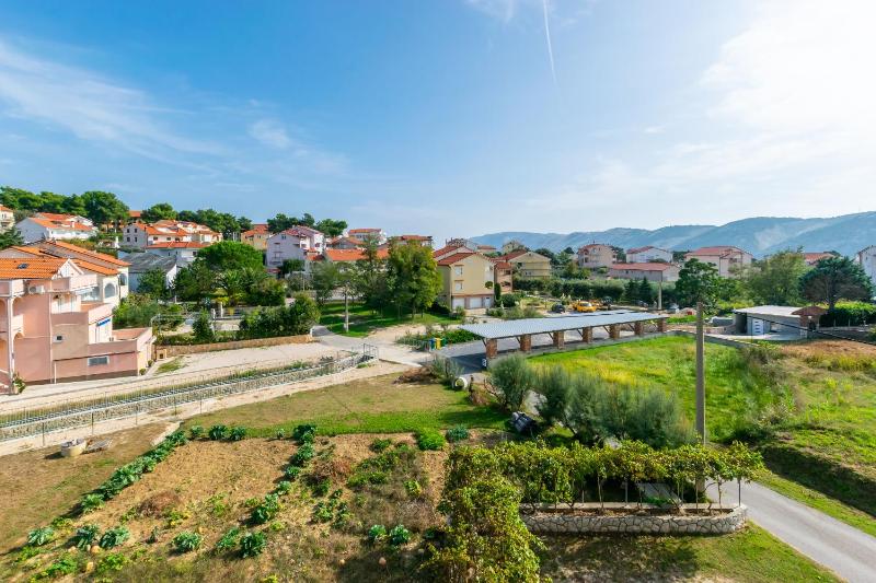 Apartments Mirjana V - image 8