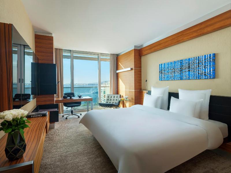 Swiss Executive Room with Sea View  image 3