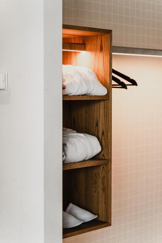 Suite - Riverfront View image 3