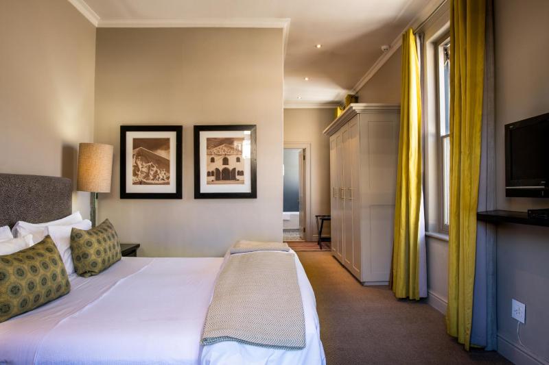 Welgelegen House by RETURN Africa - image 3