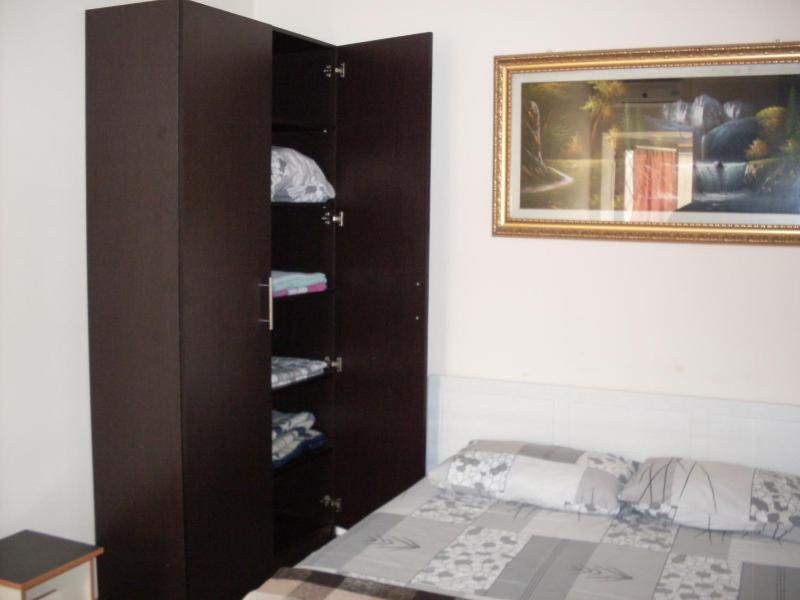 Standard Quadruple Room image 1