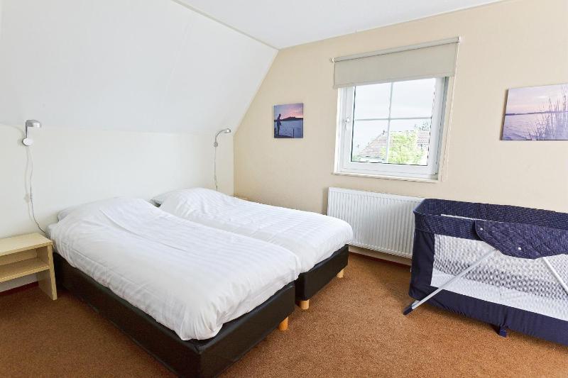 Standard Bungalow image 3