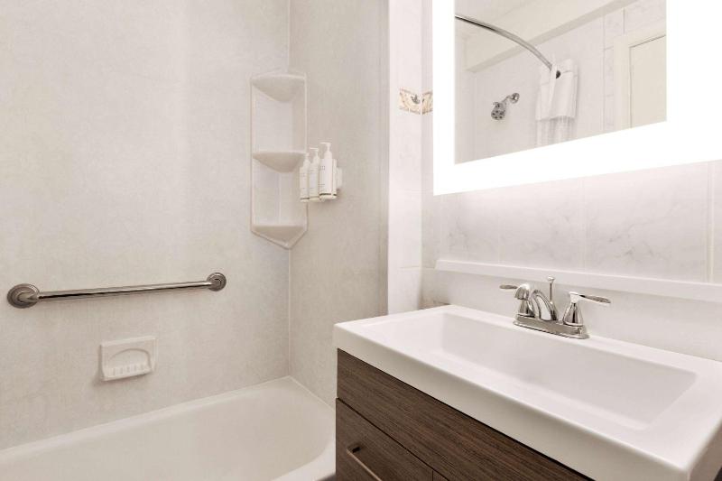 Days Inn by Wyndham Ocean City Oceanfront - image 20