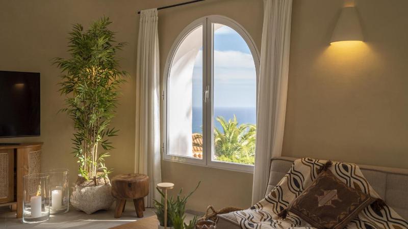 Casa Peponi - By Almarina Villas - image 10