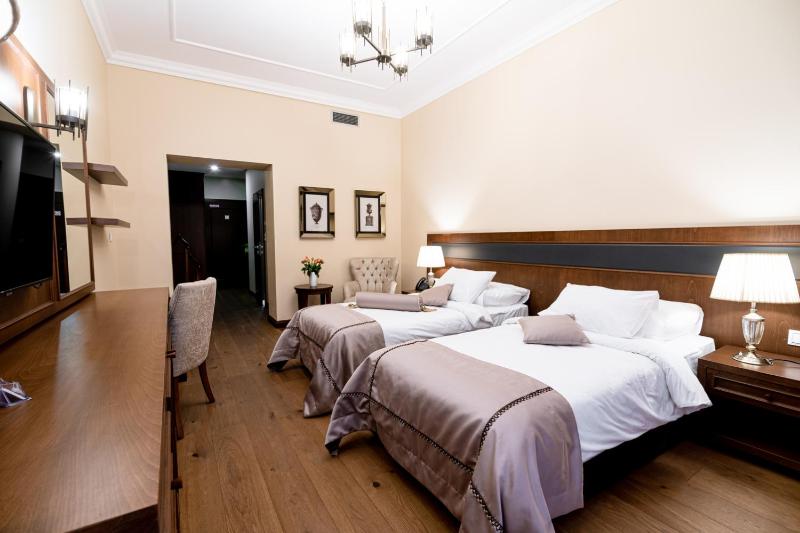 Standard Double or Twin Room image 1
