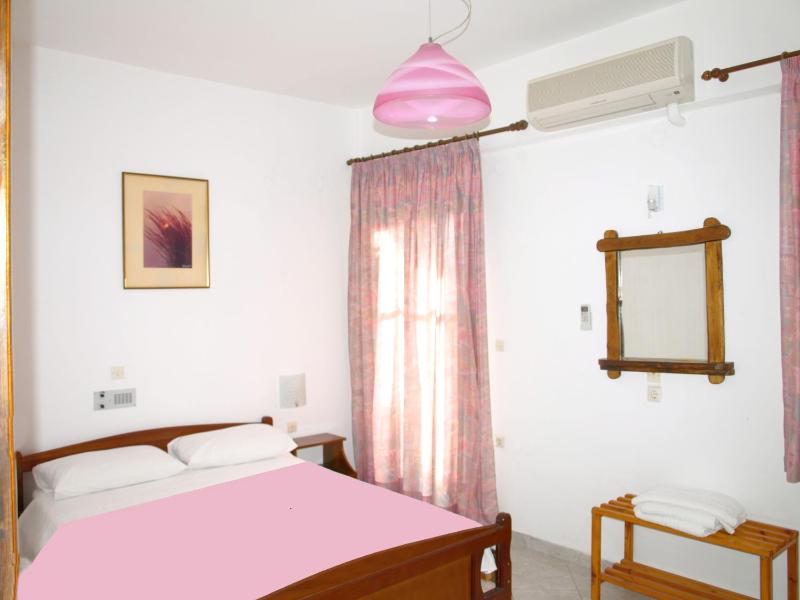 Superior Two-Bedroom Apartment for (5 Adults) image 2