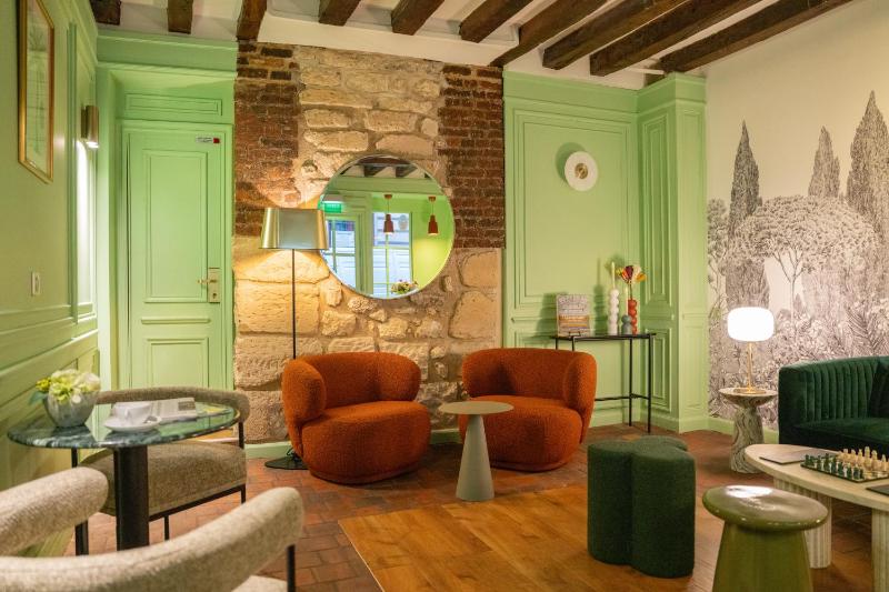 Hotel de Fleurie - Saint Germain des Pres - image 1