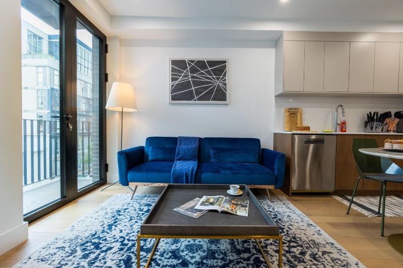 Apartment image 3