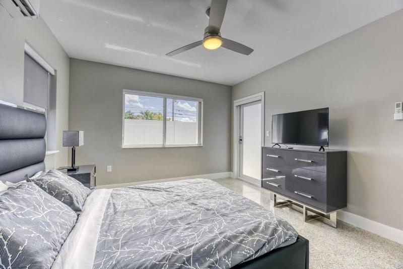 Sunshine Manor 2013 - image 21