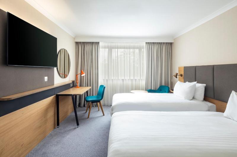 Standard Room with Two Single Beds image 1