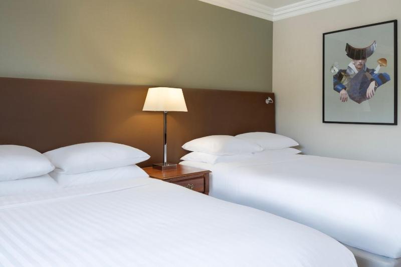 Family Room with Two Double Beds image 1
