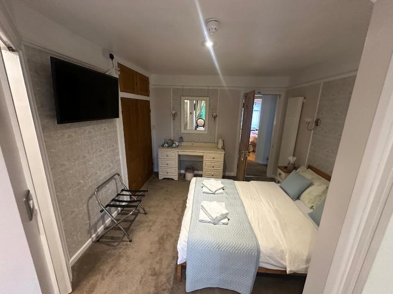 Double Room First Floor image 4