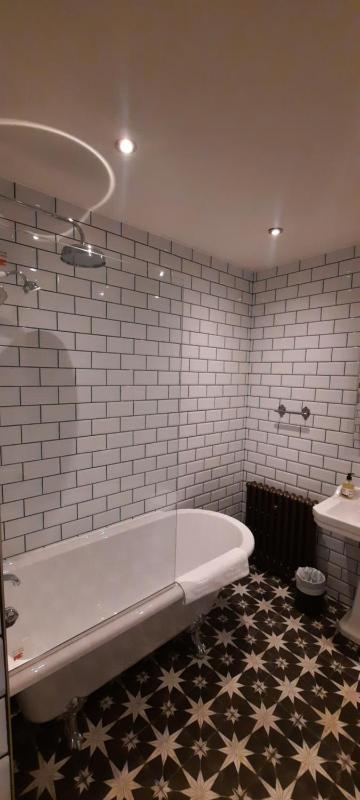 Double or Twin Room with Shower image 4