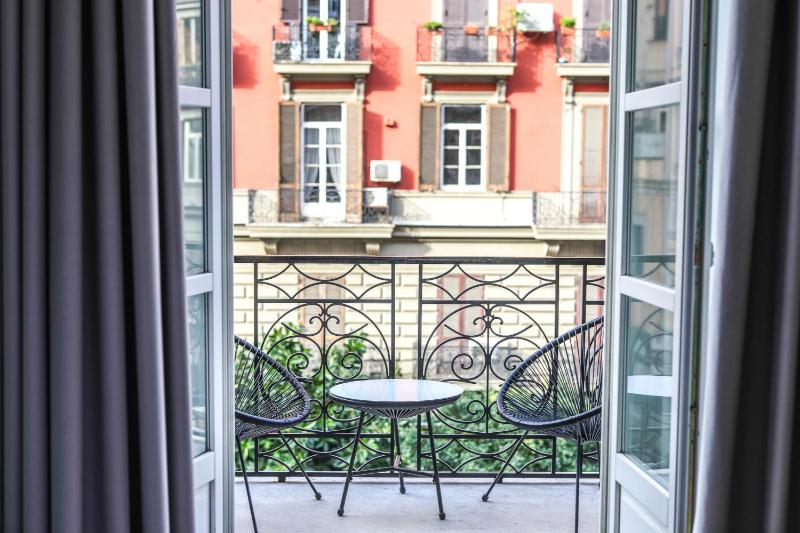 Suite with Balcony image 3