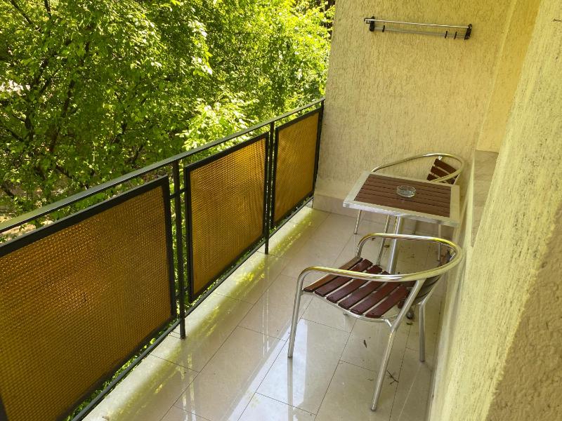 Budget Family Apartment - Annex (5 adults) image 3