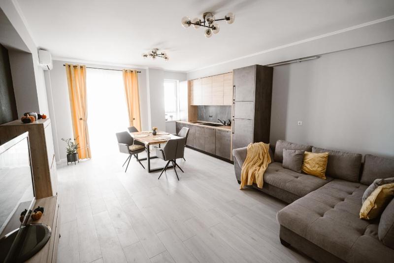 Sibiu Ezonia Central Apartment - image 32