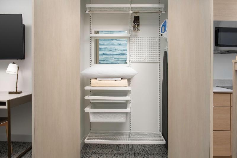 Studio Queen Suite with Two Queen Beds image 3