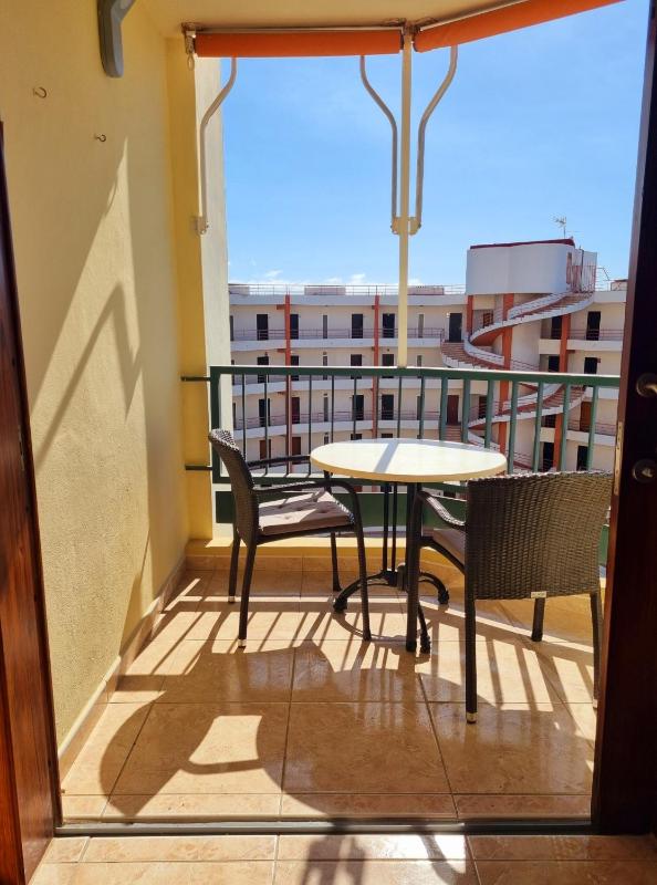 Cristianos - image 7