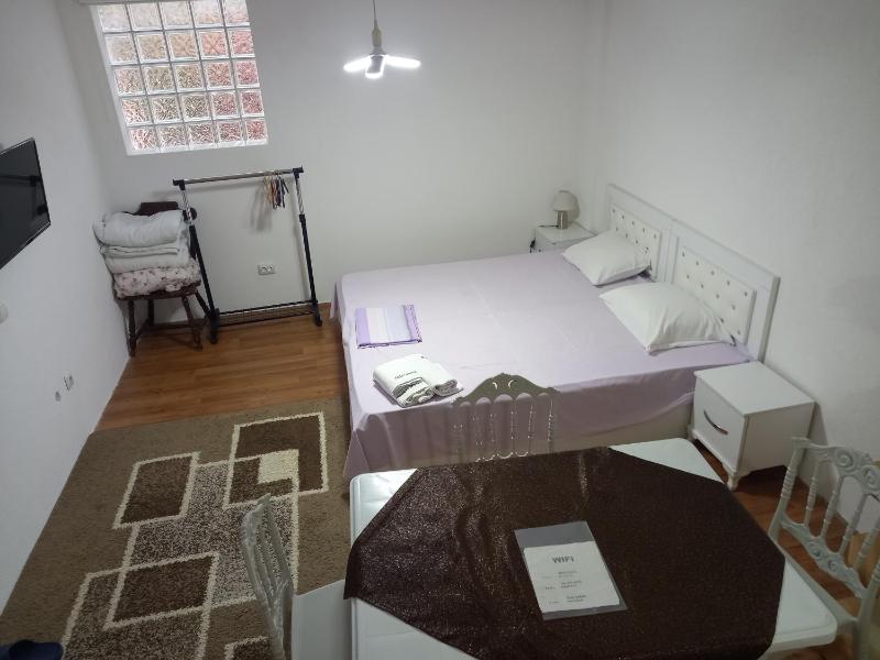 Standard Double Room image 2