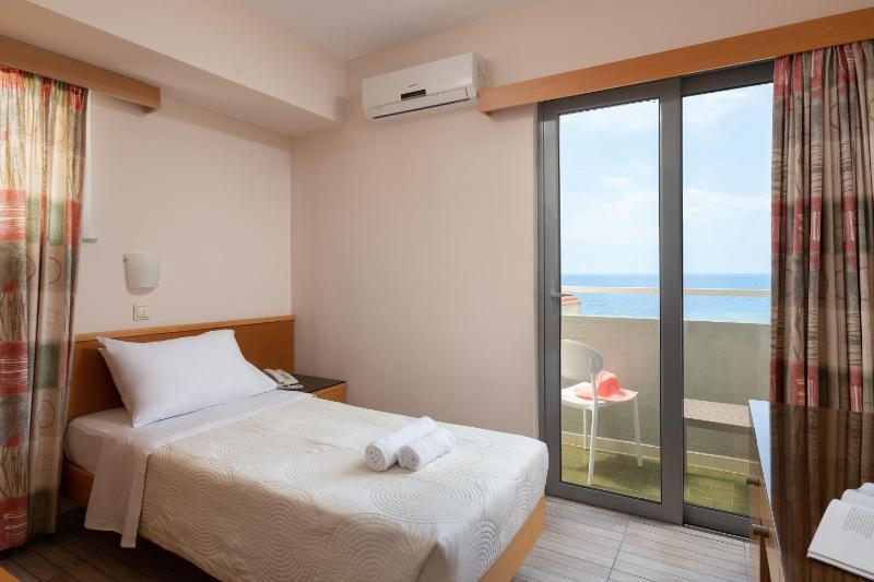 Single Room image 2