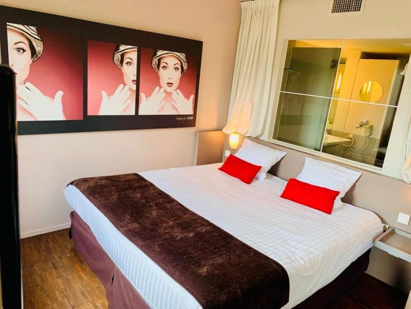 Standard Double Suite image 2