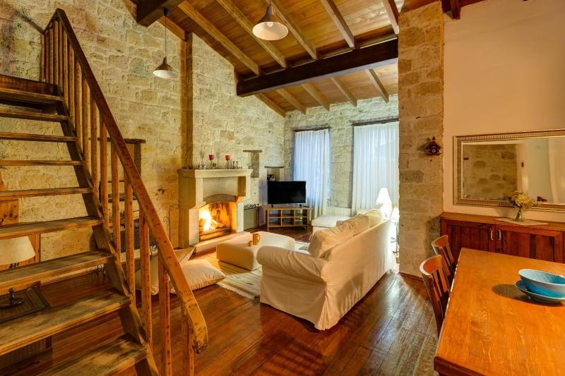 Villa image 1