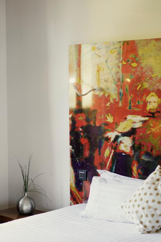 Deluxe Double or Twin Room with Balcony and View image 1