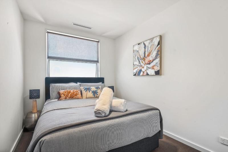 Arcady a modern townhouse in Norwood - image 13