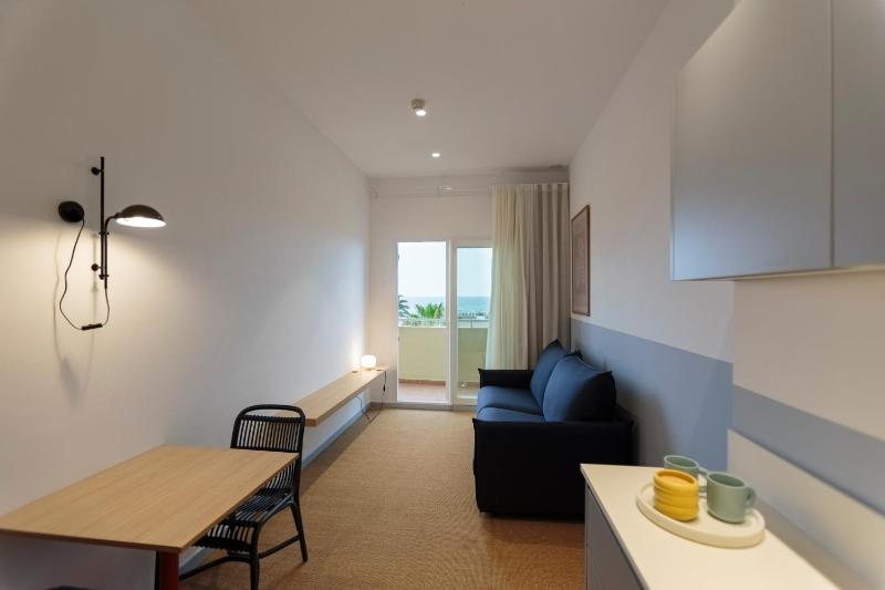 Junior Suite with Sea View image 3