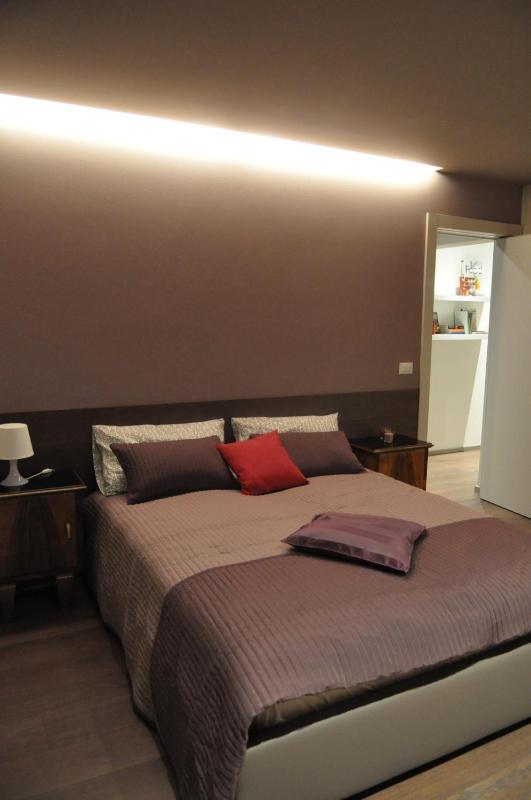 Family Room with Shared Bathroom image 2