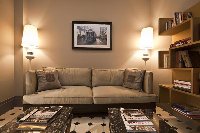 Taksim Prelude Hotel - image 12
