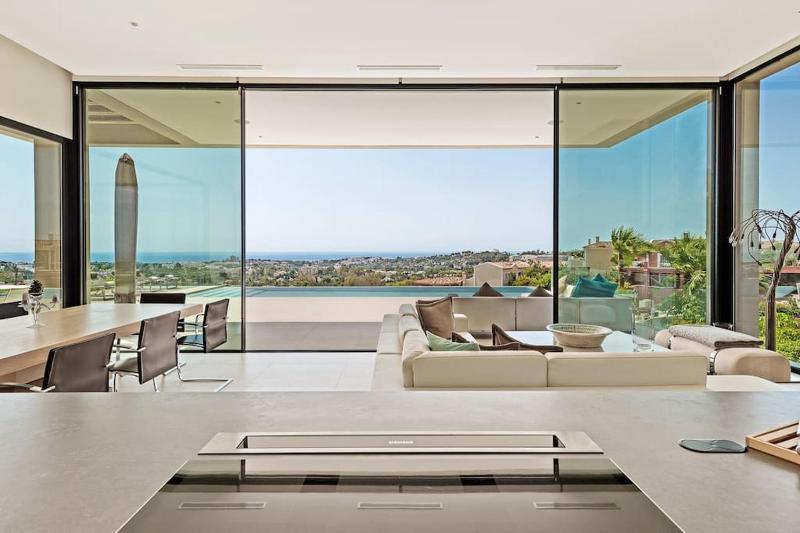 Villa Anamaya 1 - Elegant 5-Bedroom Villa in Marbella - image 22