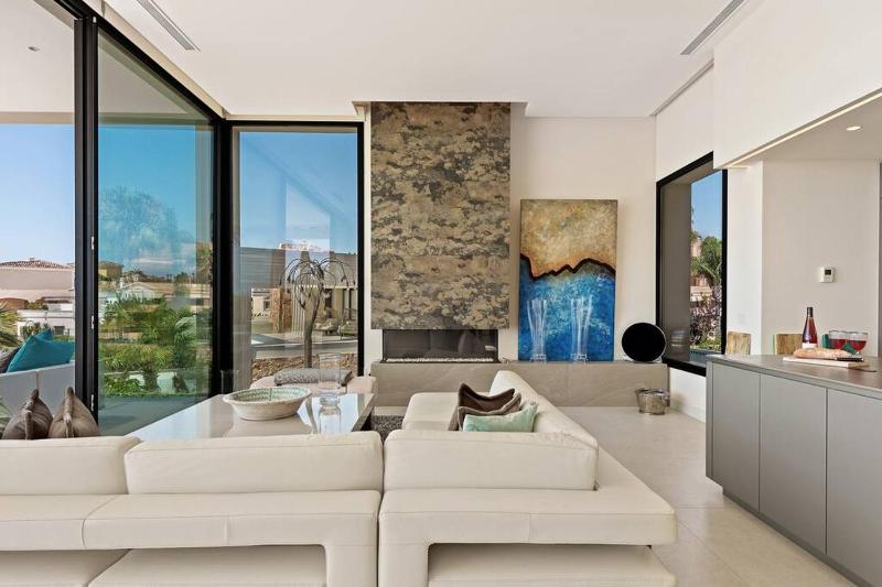 Villa Anamaya 1 - Elegant 5-Bedroom Villa in Marbella - image 29