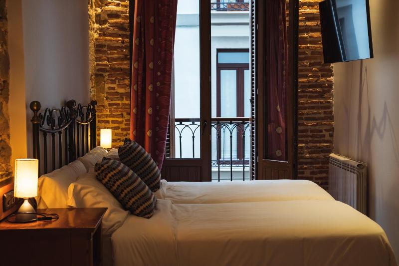 San Sebastián DOT Rooms - image 16