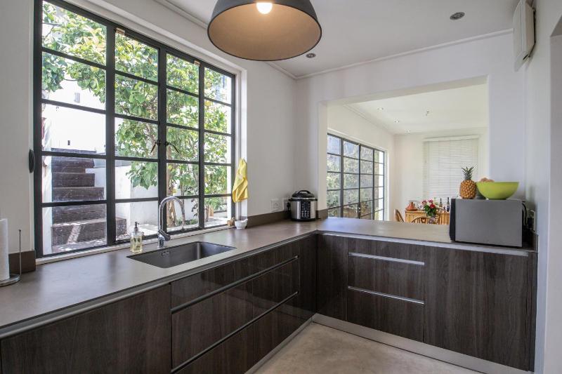 Three-Bedroom House image 3