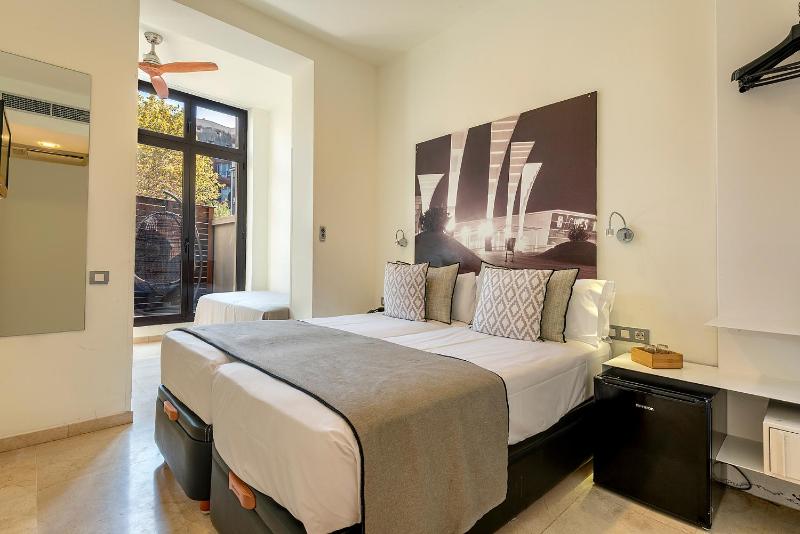Superior Double Room image 1