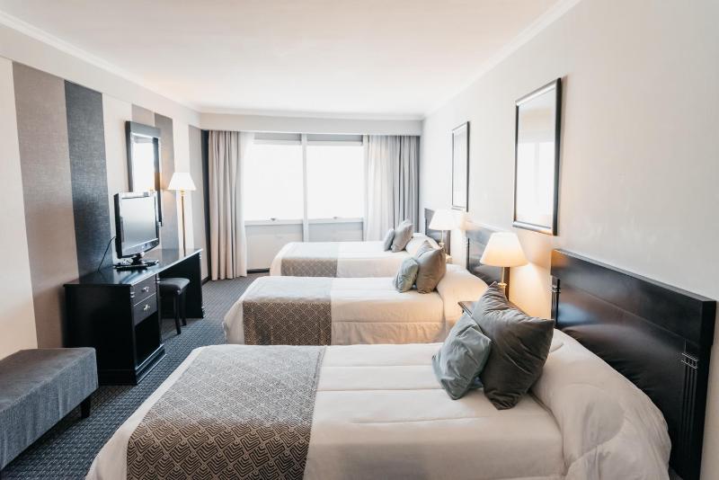 Plaza Real Suites Hotel - image 50