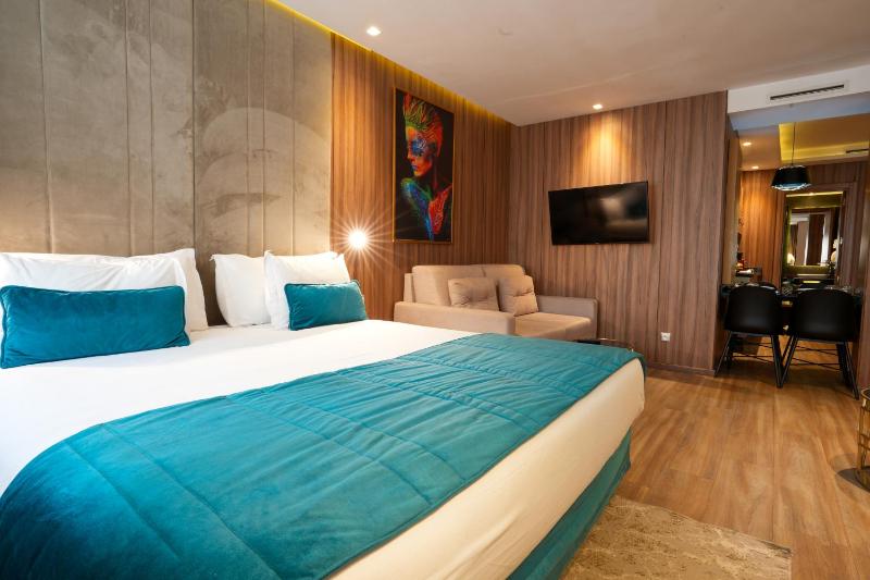 First Suites Hôtel - image 15