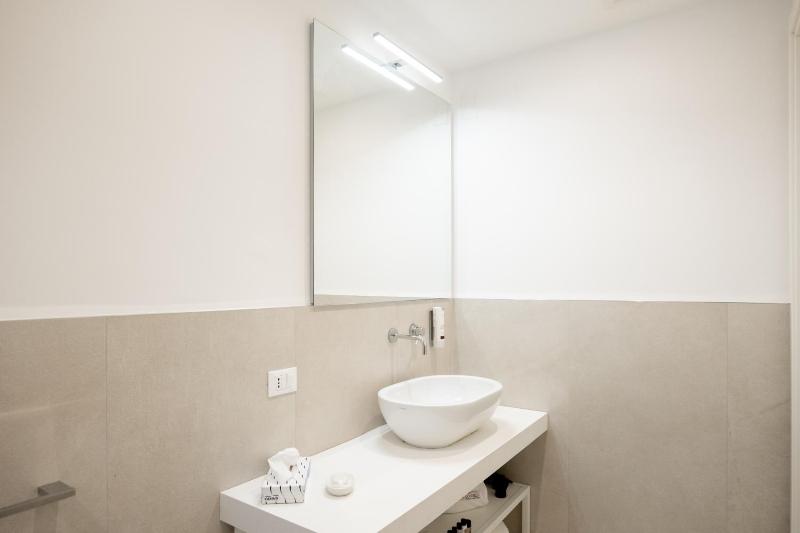 Junior King Suite image 2
