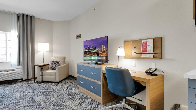Candlewood Suites San Antonio Downtown By IHG - image 4