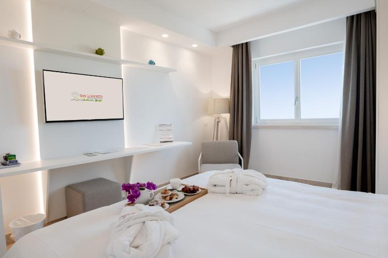 Classic King Room image 1