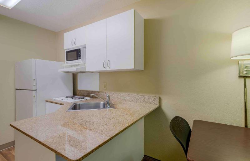 Studio with 2 Double Beds - Non-Smoking image 3