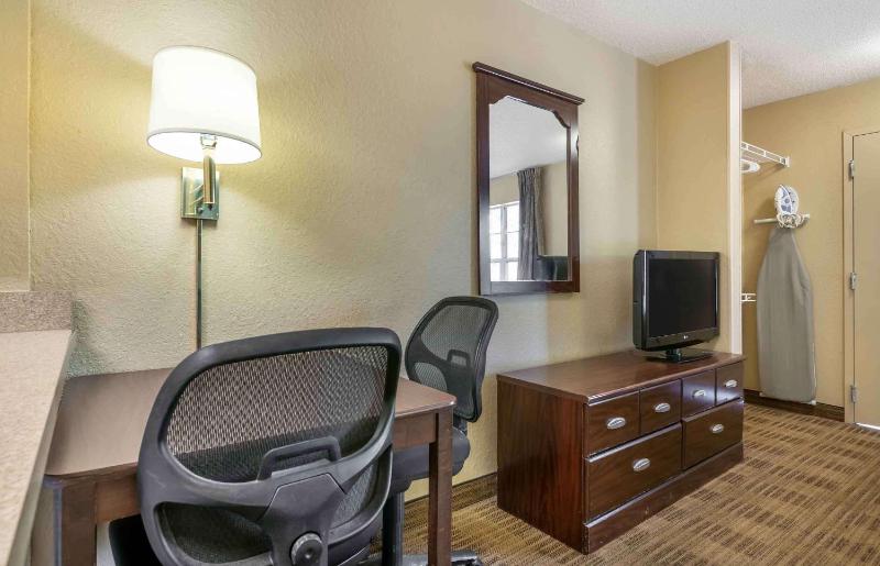 Studio with 2 Double Beds - Non-Smoking image 3