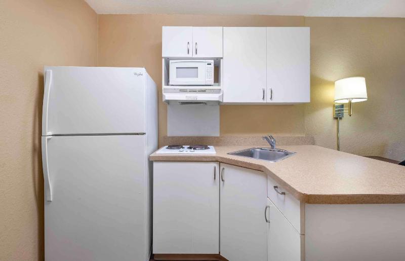 Studio with 2 Double Beds - Non-Smoking image 3