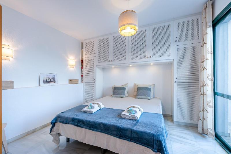 797 HOLIDAY RENTALS - Apartamento en Pueblo del Parque - image 18