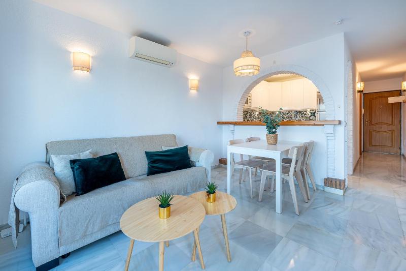797 HOLIDAY RENTALS - Apartamento en Pueblo del Parque - image 15