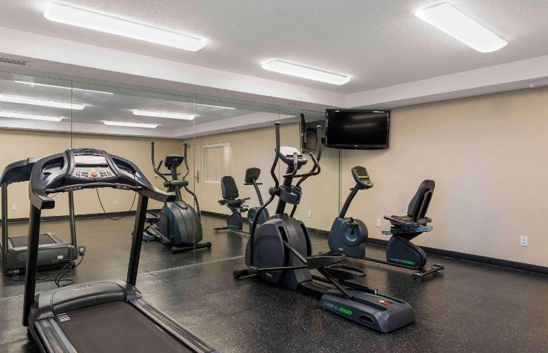Extended Stay America Premier Suites - Fort Lauderdale - Cypress Creek - Park North - image 2