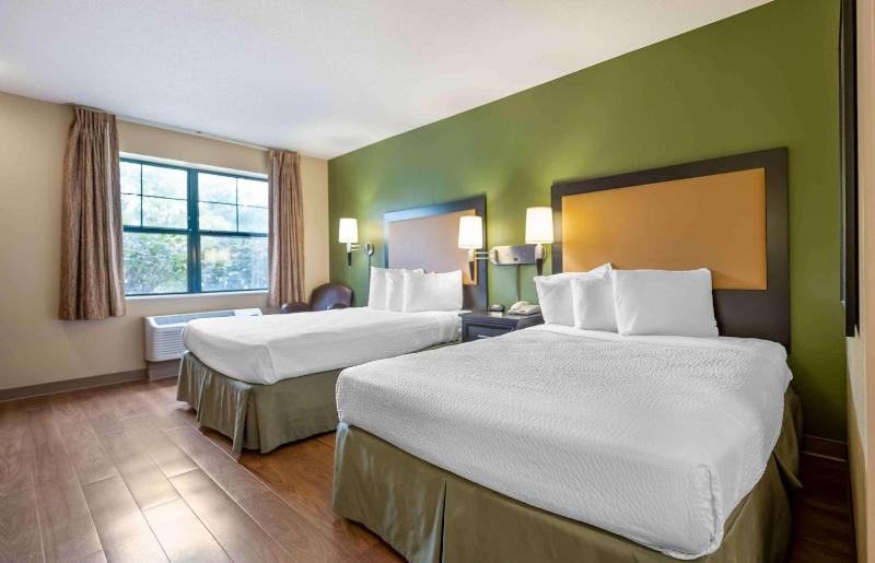 Studio with 2 Double Beds - Non-Smoking image 1