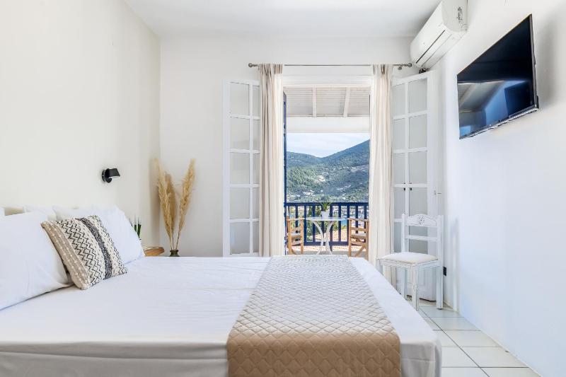 Aperitton Hotel - image 11