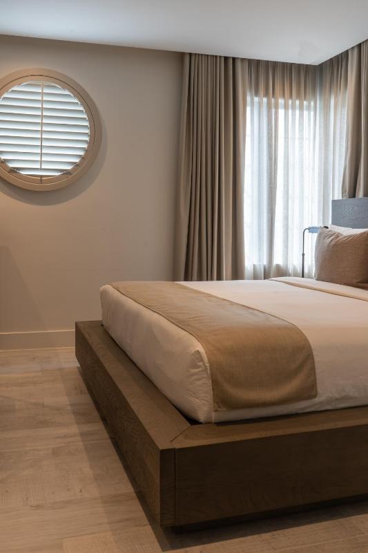 Nassau Suite South Beach an All-Suite Hotel - image 15